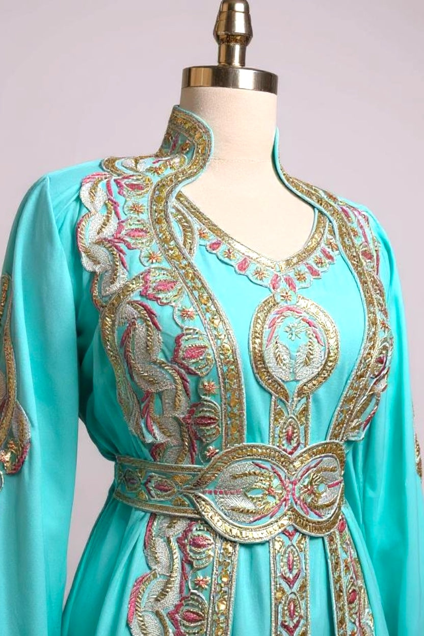 Le Caftan "Rose" By Amircouture