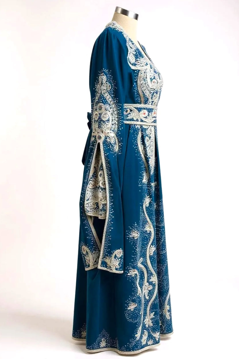 Le Caftan Maroc – Élégance traditionnelle et raffinement intemporel